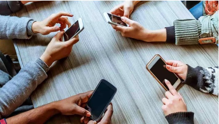 Mobile Uses in 2025